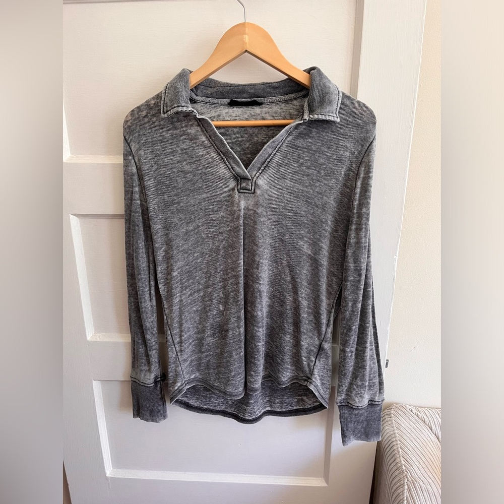 Jane & Delancey Small Gray Long-Sleeve